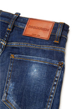 Carica l'immagine nel visualizzatore di Gallery, Jeans effetto vissuto