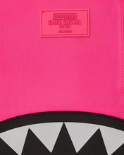 Carica l'immagine nel visualizzatore di Gallery, ZAINO SHARK CENTRAL NYLON HOT PINK