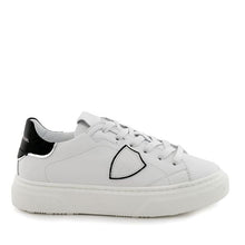 Carica l'immagine nel visualizzatore di Gallery, Philippe Model Kids sneakers bianca