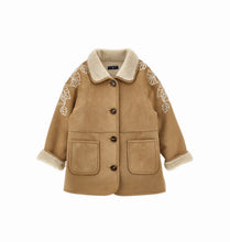 Carica l'immagine nel visualizzatore di Gallery, Ecomontone shearling con ricami
