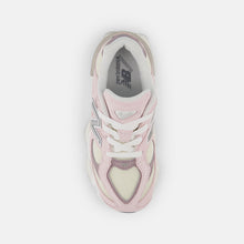 Carica l'immagine nel visualizzatore di Gallery, NEW BALANCE SNEAKERS 9060 LACE ROSE SUGAR BAMBINA
