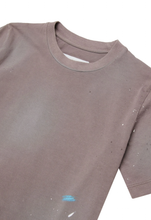 Carica l'immagine nel visualizzatore di Gallery, T-shirt effetto vissuto
