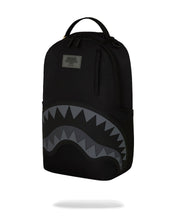 Carica l'immagine nel visualizzatore di Gallery, ZAINO SHARK CENTRAL NYLON BLACK
