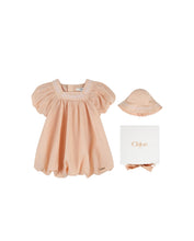 Carica l'immagine nel visualizzatore di Gallery, Set pagliaccetto e cappello neonata
