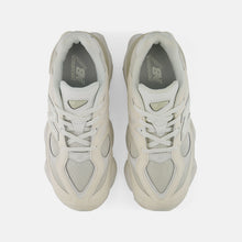 Carica l'immagine nel visualizzatore di Gallery, NEW BALANCE SNEAKERS 9060 LACE BAMBINA
