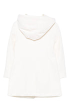 Carica l'immagine nel visualizzatore di Gallery, Cappotto con cappuccio e chiusura con olivetta
