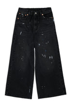 Carica l'immagine nel visualizzatore di Gallery, Jeans flare effetto used

