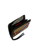 Carica l&#39;immagine nel visualizzatore di Gallery, Portafogli Woodland Camo Check Wallet
