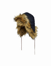 Carica l'immagine nel visualizzatore di Gallery, Cappello con bordo in finta pelliccia
