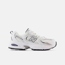 Carica l'immagine nel visualizzatore di Gallery, Sneakers New Balance 530 lace
