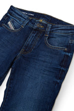 Carica l'immagine nel visualizzatore di Gallery, Jeans flare fit blu medio - D-Blys
