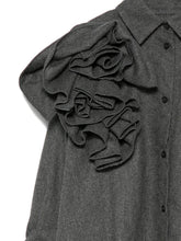 Carica l&#39;immagine nel visualizzatore di Gallery, Camicia con volant
