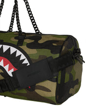 Carica l&#39;immagine nel visualizzatore di Gallery, Borsa da viaggio WOODLAND CAMO CHECK CHAIN DUFFLE
