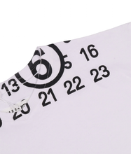 Carica l'immagine nel visualizzatore di Gallery, T-shirt scollo a v con stampa
