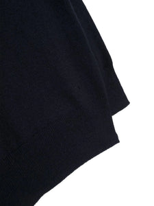 Maglione blu a collo alto