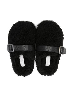 Slippers con fibbia