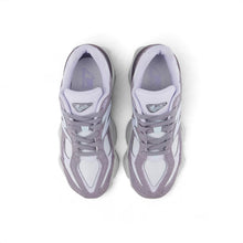 Carica l'immagine nel visualizzatore di Gallery, NEW BALANCE 9060 violet

