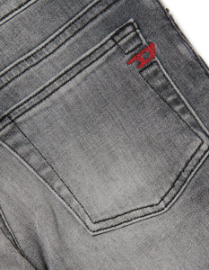 Jeans grigio elasticizzato