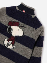 Carica l'immagine nel visualizzatore di Gallery, GIACCA KEYSTONE GRIGIA IN TESSUTO TEDDY CON INTARSIO SNOOPY SUL RETRO | SPECIAL EDITION
