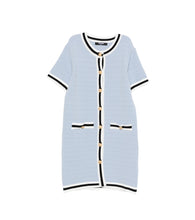 Carica l'immagine nel visualizzatore di Gallery, Abito in maglia con bottoni
