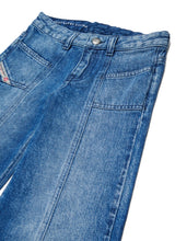 Carica l'immagine nel visualizzatore di Gallery, Jeans D-PAM-J
