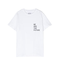 Carica l&#39;immagine nel visualizzatore di Gallery, T-shirt ‘we are the future’
