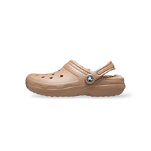 Carica l'immagine nel visualizzatore di Gallery, Crocs beige con pelo

