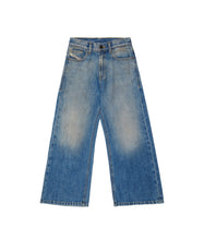 Carica l'immagine nel visualizzatore di Gallery, Jeans D-ARGJX-J jeans morbido
