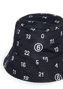 Cappello bucket con stampa numbers