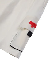 Carica l&#39;immagine nel visualizzatore di Gallery, Bermuda sportive color crema
