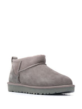 Carica l&#39;immagine nel visualizzatore di Gallery, UGG Stivaletti Classic Ultra Mini
