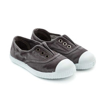 Carica l&#39;immagine nel visualizzatore di Gallery, Chipie shoes kids grigie unisex
